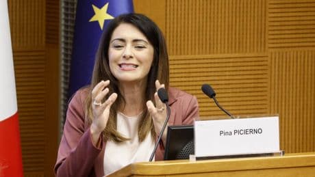 "D'Alema non si illuda: nessuna pace dalla Cina"