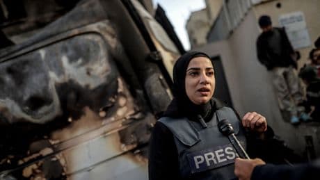 Gaza : les images, l’autre guerre qui fait rage entre Palestiniens et Israéliens