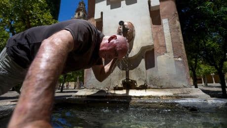 Las altas temperaturas causan al menos 190 muertes en España en la última semana de junio, según el Carlos III