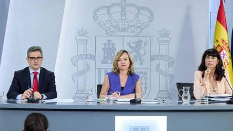 El Gobierno desclasificará los documentos del franquismo y la Transición tras reformar la Ley de Secretos Oficiales