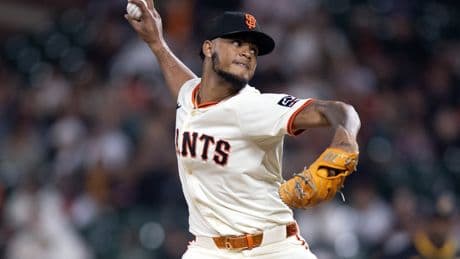 Yankees acquire Camilo Doval from Giants in last-minute trade deadline move