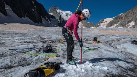 « La montagne gagne toujours » : Mylène Bonnefoy-Demongeot, sentinelle des glaces
