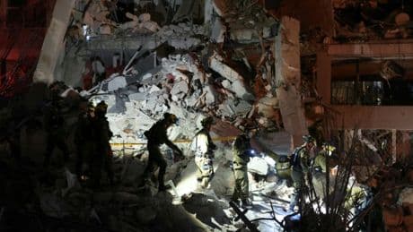 Rettungsdienst: Drei Tote und mehr als 130 Verletzte bei iranischen Angriffen in Israel