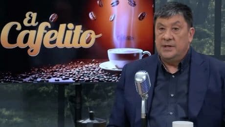 El 'Mono' Burgos recuerda en 'El Cafelito' su relación con Jesús Gil: "Cuando tenía cáncer, quería llevarme a Houston para operarme"