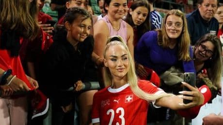 Fußball-EM 2025: Alisha Lehmann – Phänomen oder sportliche Randfigur?
