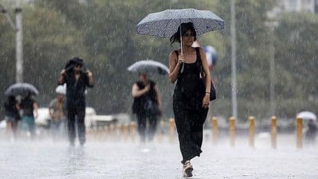 Bu 24 şehirde yaşayanlar dikkat! Meteoroloji 25 Mayıs Pazar günü gök gürültülü sağanak yağış için uyardı!