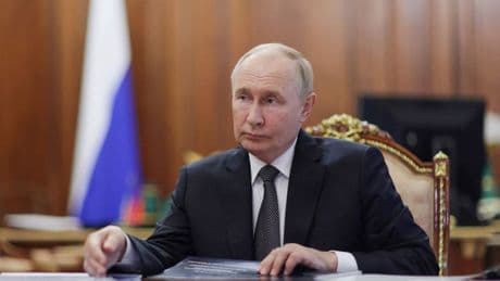 Putin'den Microsoft ve Zoom yorumu: "Nefesleri kesilmeli"