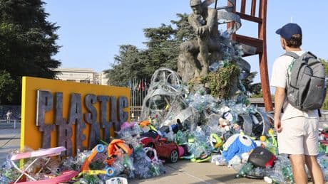 Talks on global plastic pollution treaty end with no agreement