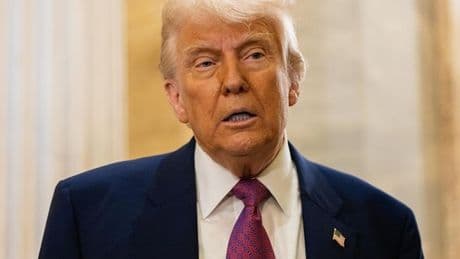 Trump Putin’e seslendi: “Ateşle oynuyor”