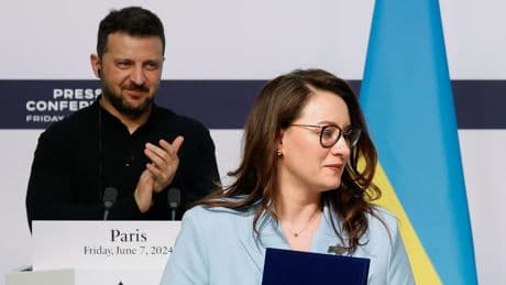 Ukraine : Zelensky choisit le remaniement pour relancer son action