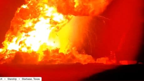 SpaceX : les images de la spectaculaire explosion d’une mégafusée Starship au Texas
