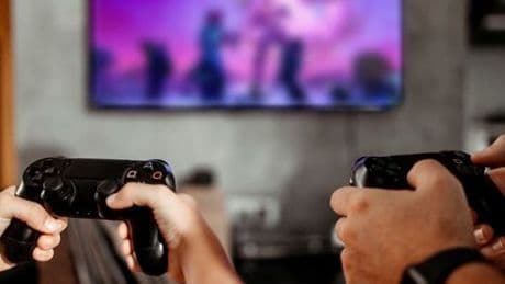 Vater-Sohn-Rituale: Sonntagvormittags in unserer »Man Cave« mit der Switch