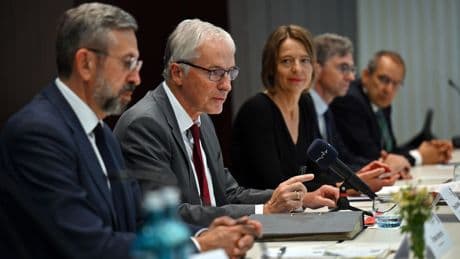 Oberlandesgerichte: Justiz-Thema: Zweifel an Verfassungstreue bei Referendaren