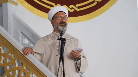 Diyanet İşleri Başkanı Erbaş: Ölüm her an kapımızda, ibadeti ertelemeyelim