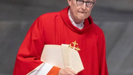 Debatte um Kölner Erzbischof erreicht den Vatikan: Missbrauchsbetroffene zeigen Woelki in Rom an