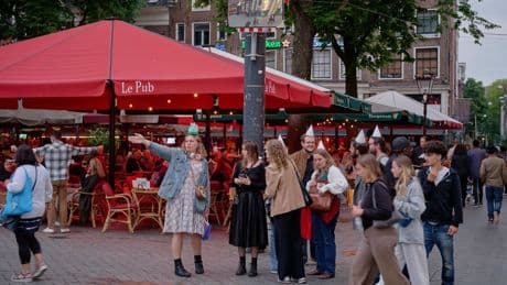 Na geweldsdelicten tegen vrouwen: hoe bespreken ouders hun zorgen met hun kinderen? ‘De stad is van iedereen. Ook van hen’