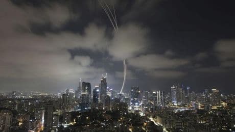 Israel quiere arrastrar a EEUU a la guerra con Irán pese a las reticencias de Trump
