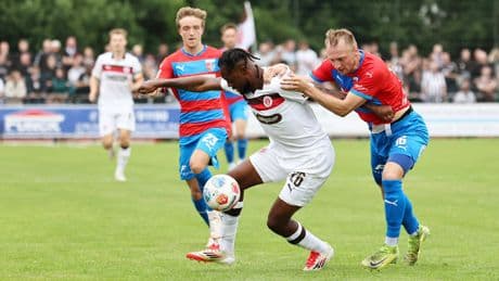 Vom Test in die Klinik - „Richtig scheiße!“ Sorge um Pauli-Turbo Jones