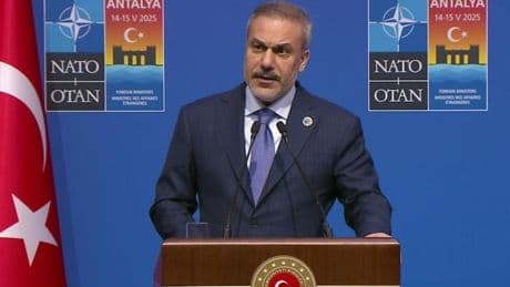 İstanbul’daki Rusya-Ukrayna görüşmesi… Dışişleri Bakanı Hakan Fidan: Adil ve kalıcı barışa ancak müzakere yoluyla ulaşılabilir