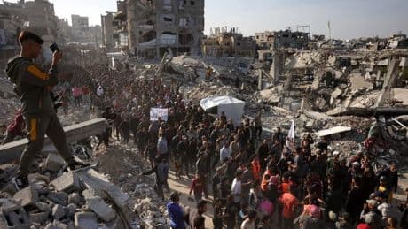 Amnesty International dénonce "un génocide en direct" à Gaza