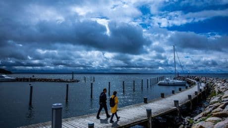 Tschüss, schlechtes Wetter - Wolken wegschießen? Ja, das geht!