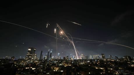 Krieg: Eskalation in Nahost: Iranischer Gegenangriff auf Israel