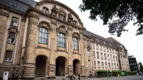 Prozessbeginn: Ex-Politiker soll 38 Millionen Euro hinterzogen haben