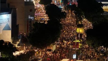 Gaza, en direct : des dizaines de milliers d’Israéliens manifestent pour réclamer un accord de cessez-le-feu qui garantirait la libération des otages