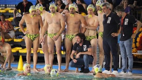 <p>La Reale Mutua Torino &rsquo;81 Iren dice addio alla promozione: Canottieri Napoli vola in A1</p>