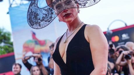 Problemi per Lady Gaga, costretta ad annullare il concerto a pochi minuti dall'inizio