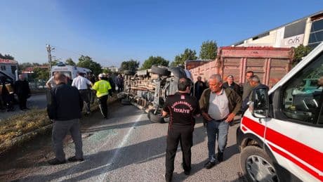Maraş'ta işçi servis minibüsü kaza yaptı: 12 yaralı