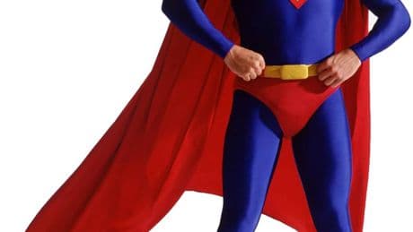Trump arruola Superman per deportare i migranti