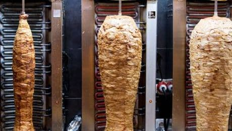 Döner: Birtat-Mitarbeiter kämpfen für höhere Löhne und bessere Bedingungen