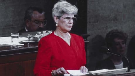 Muere en el exilio la expresidenta de Nicaragua Violeta Chamorro