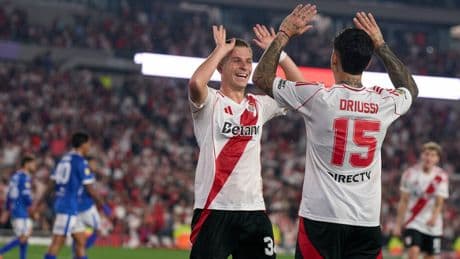 Latin Lovers: Fluch der zweiten Klasse [Online-Abo]