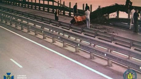Ukraine-Liveblog: Ukrainischer Geheimdienst: Haben Krim-Brücke angegriffen