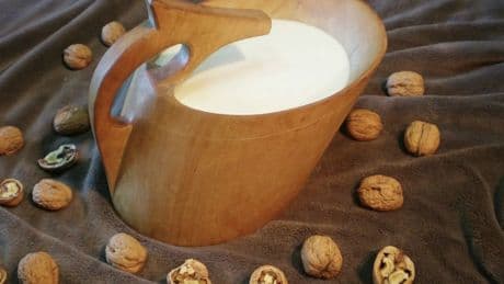 El bar de carretera en un encantador caserío de Navarra que conquista por su postre