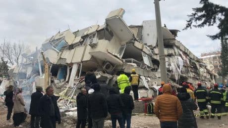 Arı Apartmanı soruşturması: Eski Besni Belediye Başkanı Tuğsuz ve 2 kamu görevlisi hakkında soruşturma izni