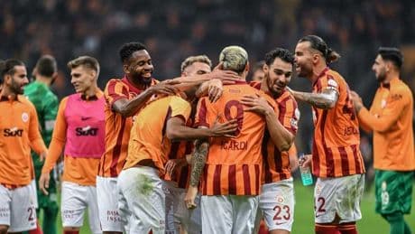Galatasaray Abdülkerim Bardakcı ve Kaan Ayhan ile nikah tazeledi!