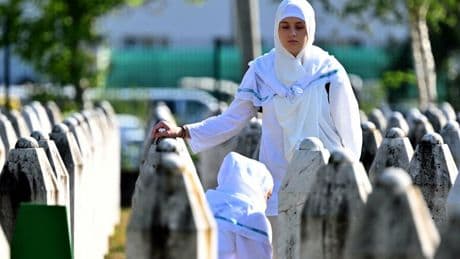 Bosnien: Bundestag erinnert an Völkermord von Srebrenica