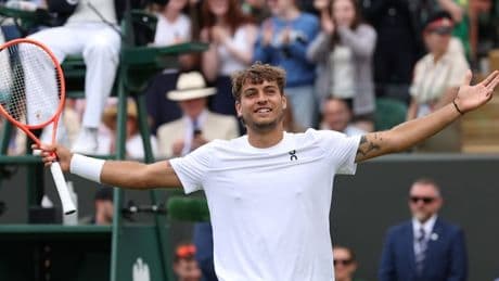 Wimbledon, Cobolli pu&ograve; fare l'impresa contro Djokovic? Ecco cosa dicono le quote