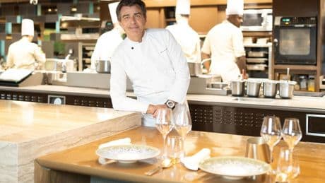 Les perles des repas d’affaires : «C’est l’histoire d’un grand patron français qui a construit toute sa carrière à table»
