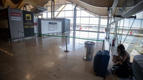 Madrid reprocha a Aena romper relaciones "unilateralmente" y dice que "sigue trabajando" con las personas sin hogar