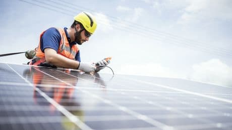 Das empfindlichste Teil der Solaranlage: So lange halten Wechselrichter