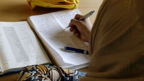 Migration und Schulen: Kritik an veralteten Integrationskursen für Geflüchtete