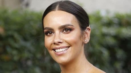 Cristina Pedroche reaparece dos meses después de dar a luz con una foto en pijama: «No quería leer comentarios dañinos»