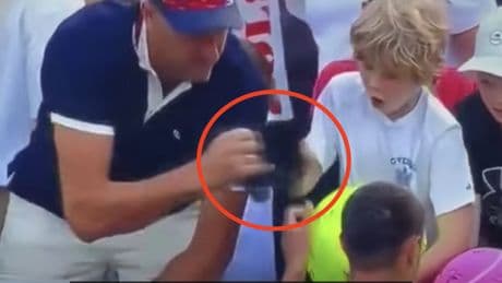 US Open, bufera su un milionario polacco: ruba il cappellino a un bambino, era il regalo di Majchrzak