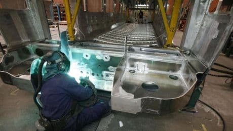 Siemens busca soldadores para montaje de trenes en Alemania y ofrece contratos indefinidos con sueldos de 3.500 euros