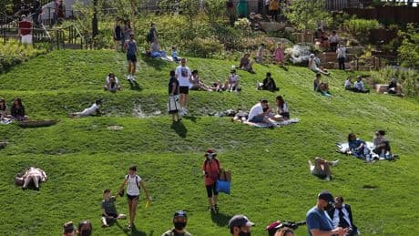 Ditch the couch! This is how many minutes busy city dwellers need to spend outside to improve their mental health