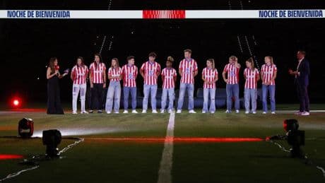 ¡Locura total por la Noche de Bienvenidas!
